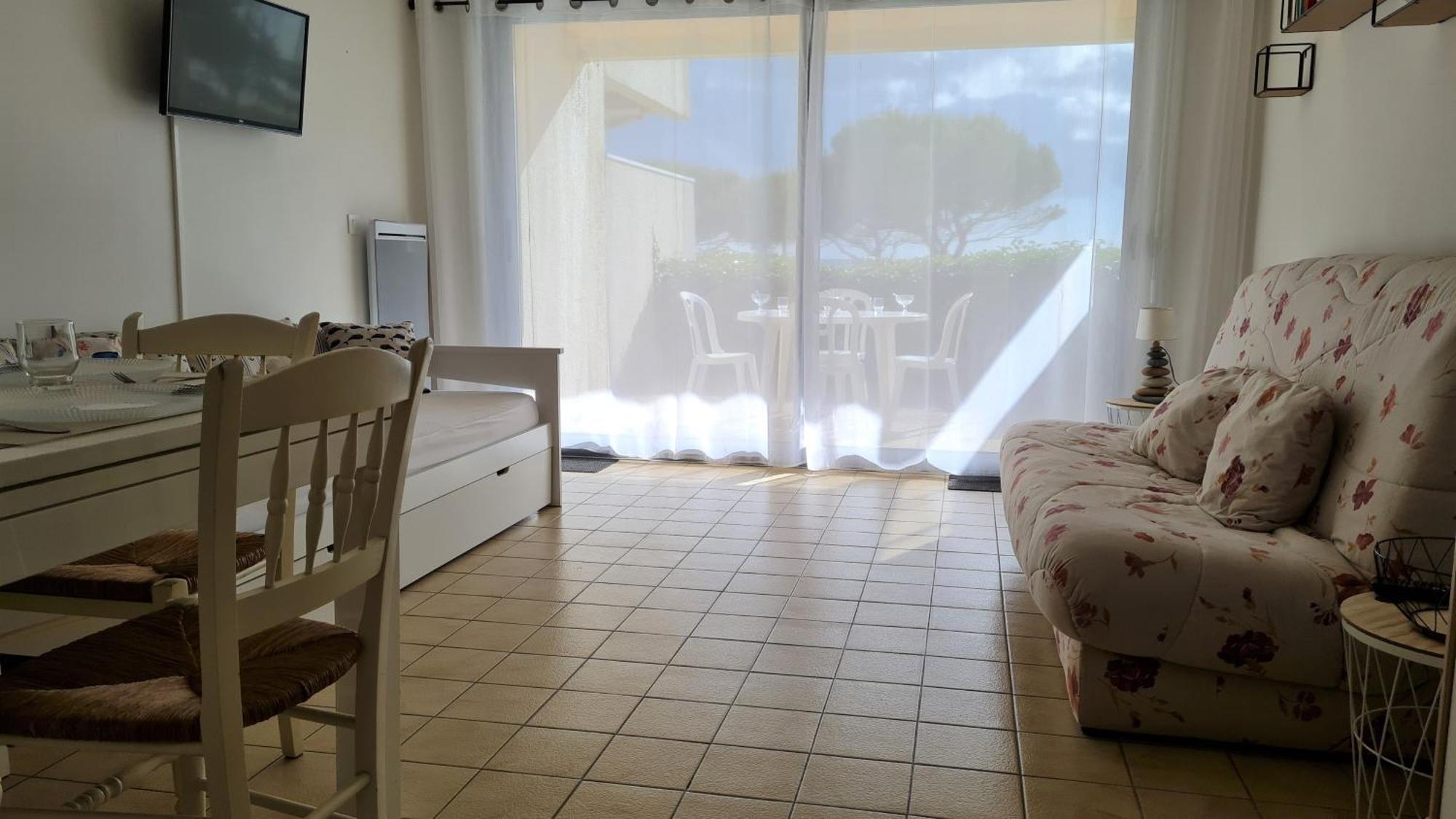 Saint Georges De Didonne - Vue Mer Pour Ce Studio Cosy En Rez-De-Chaussee Εξωτερικό φωτογραφία